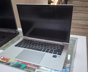 Photo - New Laptop HP EliteBook 840 G9 16GB Intel Core I7 SSD 1T
