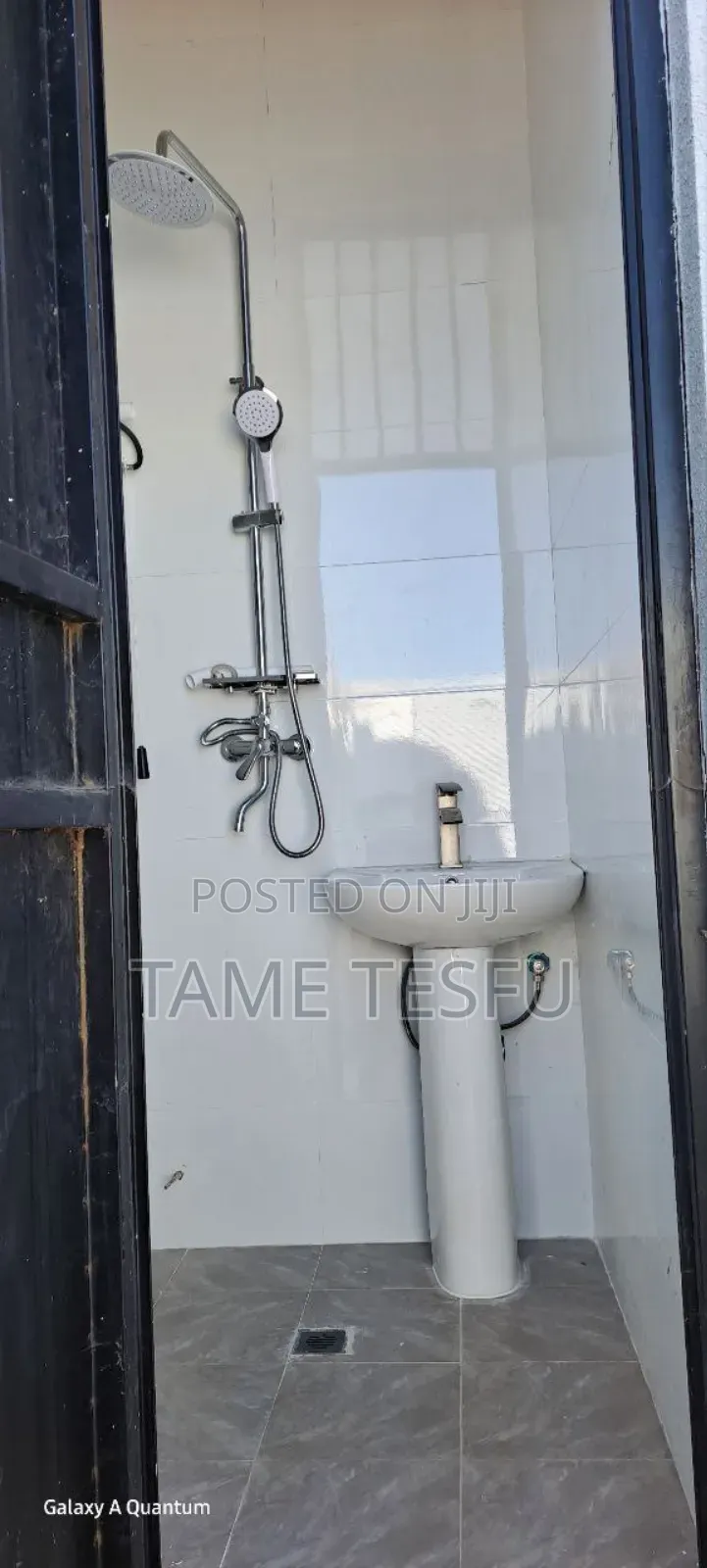 3bdrm Villa in Tafo, Oromia-Finfinne for sale