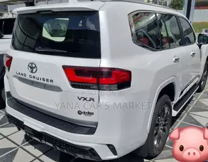 New Toyota Land Cruiser 2024 White