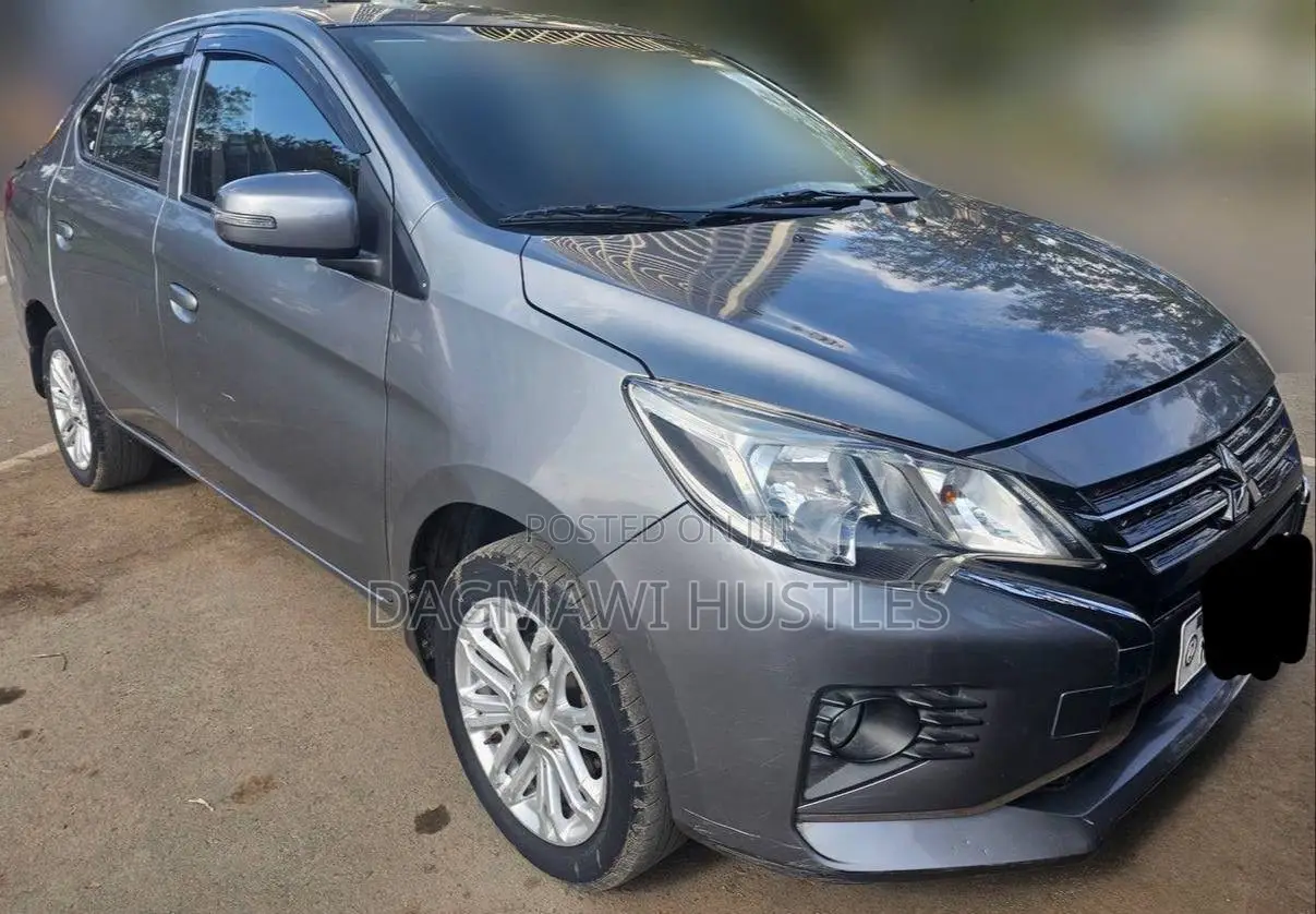 Mitsubishi Attrage 2021 Gray