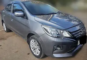 Photo - Mitsubishi Attrage 2021 Gray