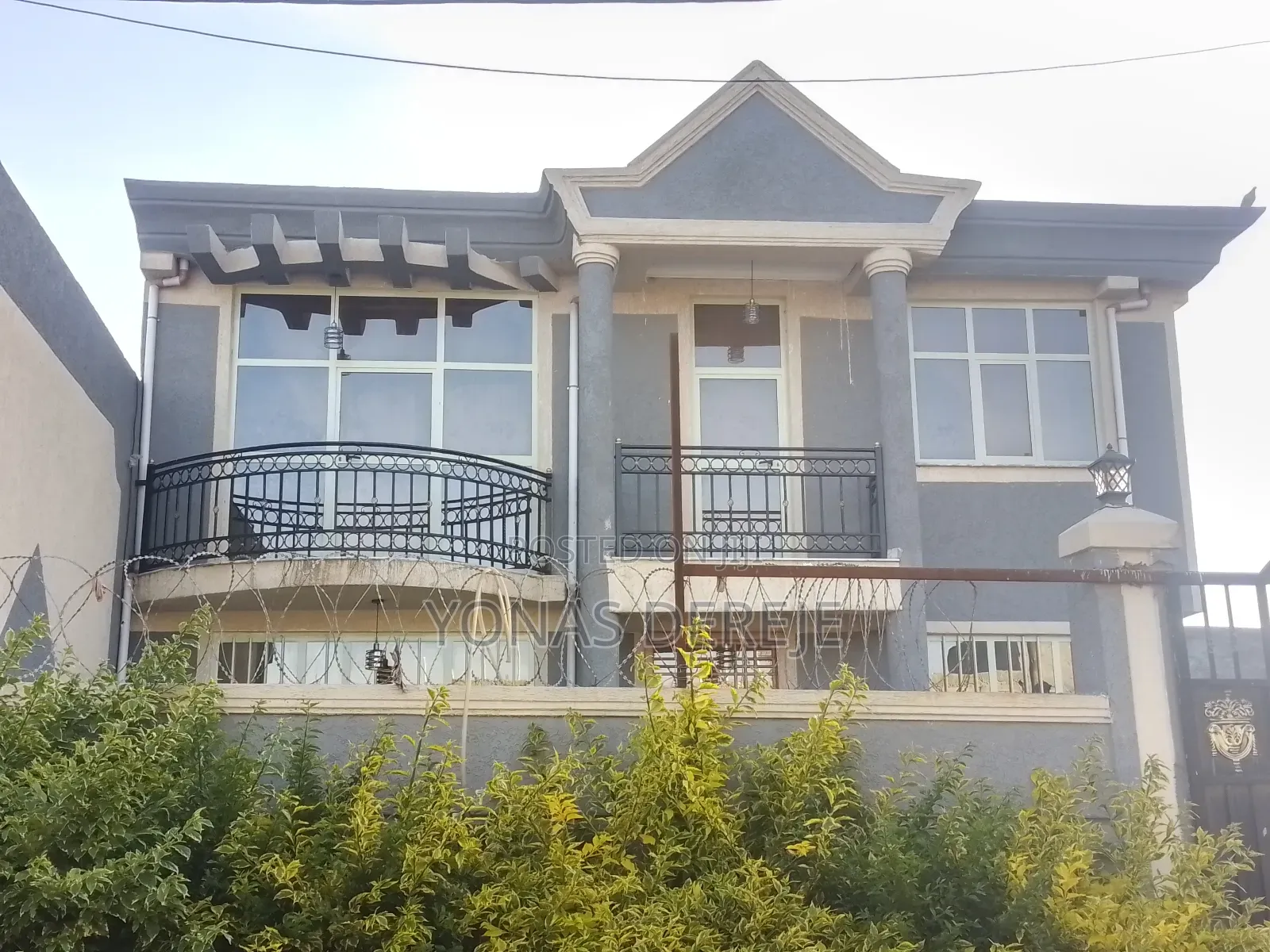 Furnished 10bdrm House in ዱከም, East Shewa for sale