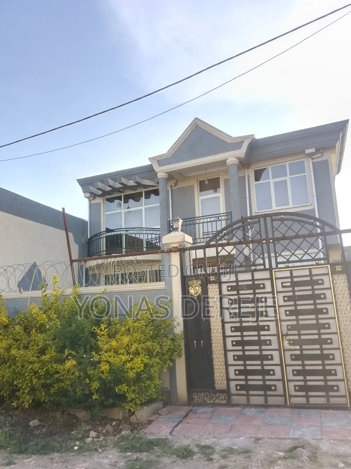 Furnished 10bdrm House in ዱከም, East Shewa for sale