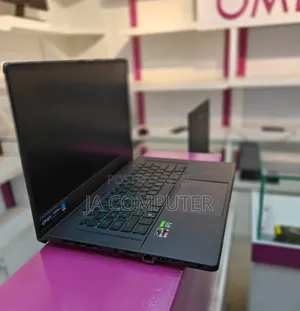 New Laptop Asus ROG Zephyrus G15 16GB AMD Ryzen 9 SSD 1T