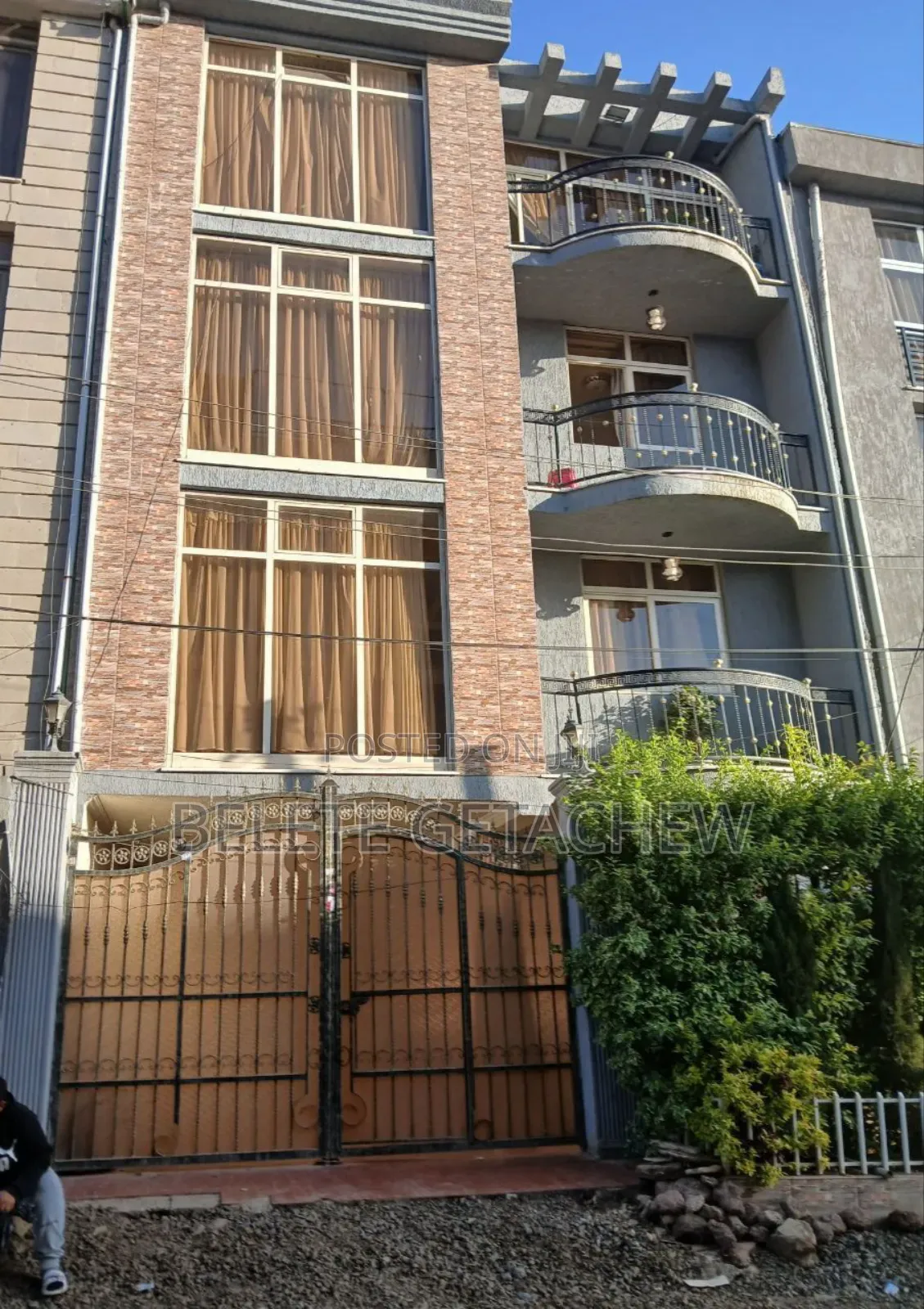 5bdrm House in Semit 72, G+3 Luxury, Bole for sale