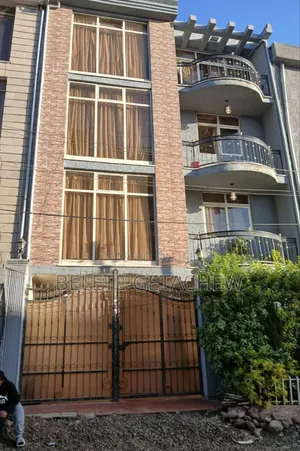 5bdrm House in Semit 72, G+3 Luxury, Bole for sale