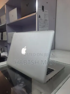 New Laptop Apple MacBook Pro 2012 4GB Intel Core I5 SSD 128GB