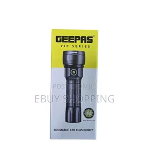 Photo - Geepas Zoomable Led Flashlight