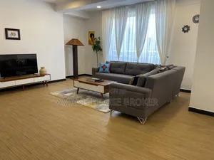 Furnished 5bdrm Penthouse in Addis Abeba, Bole for rent