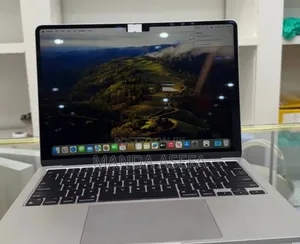 Photo - New Laptop Apple MacBook Air 8GB Apple M2 SSD 256GB
