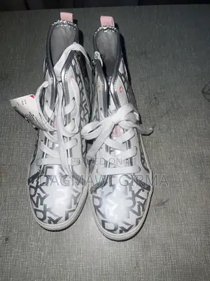 Photo - Dkny Brand New From