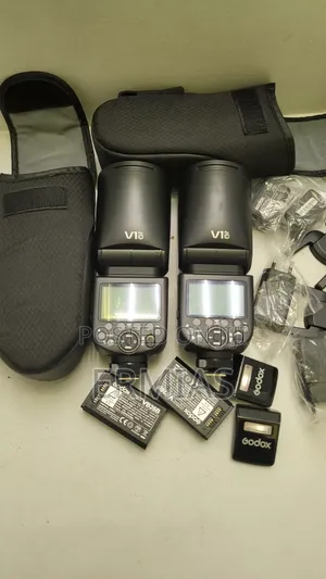 Photo - Godox Flash V1