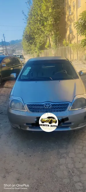 Photo - Toyota Corolla 2003 Silver