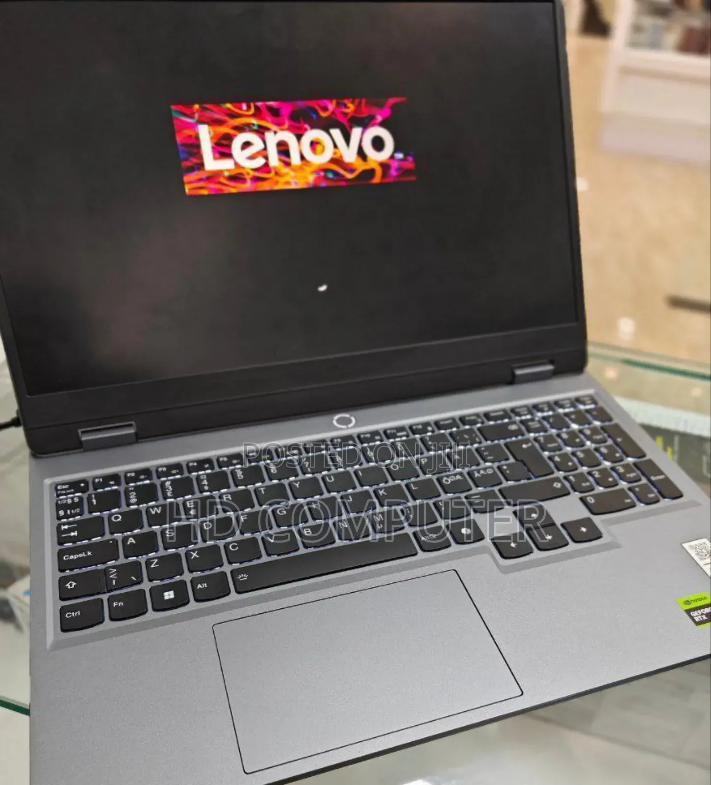 New Laptop Lenovo LOQ 15IRH8 16GB Intel Core I5 SSD 512GB