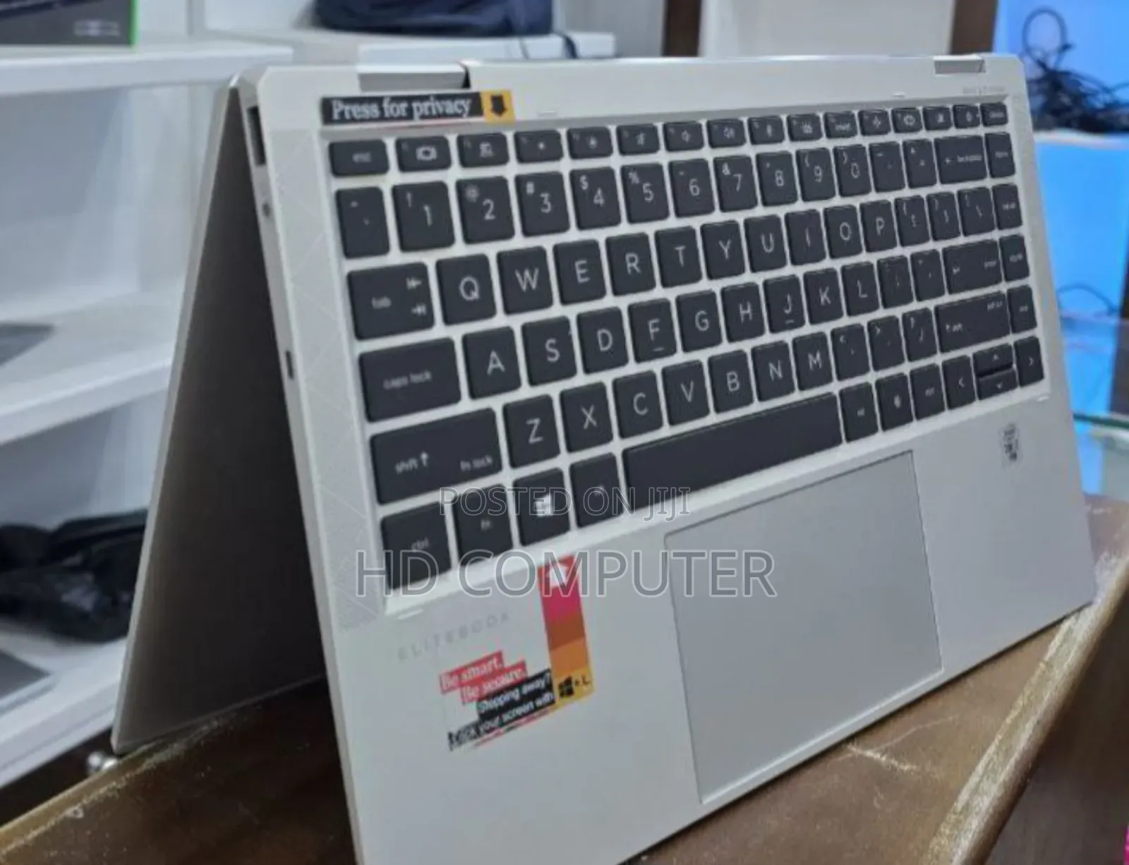 New Laptop HP EliteBook X360 1040 G7 16GB Intel Core I7 SSD 512GB
