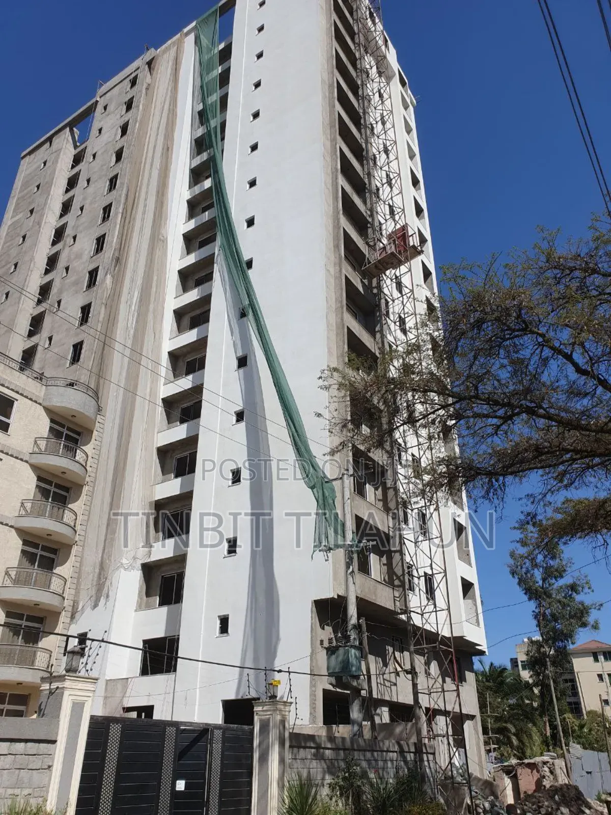 3bdrm Apartment in Tinbitproperties, Yeka for sale