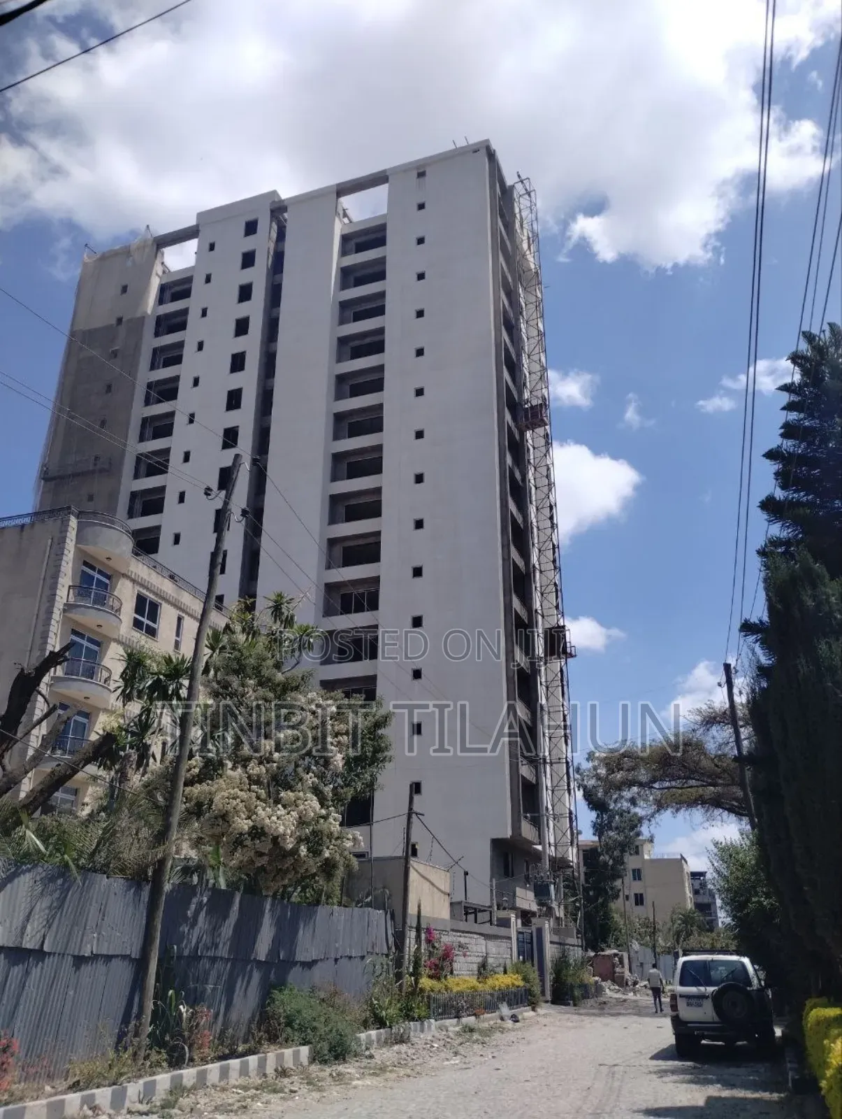 3bdrm Apartment in Tinbitproperties, Yeka for sale