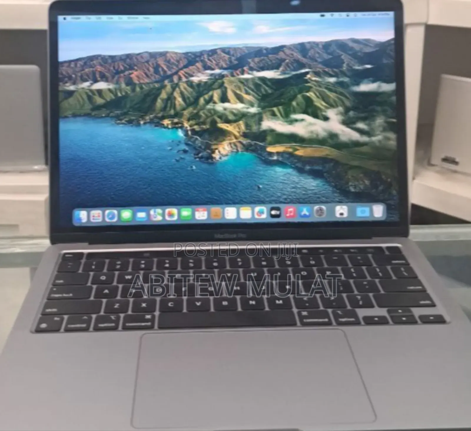 New Laptop Apple MacBook Pro 2019 8GB Intel Core I5 SSD 128GB