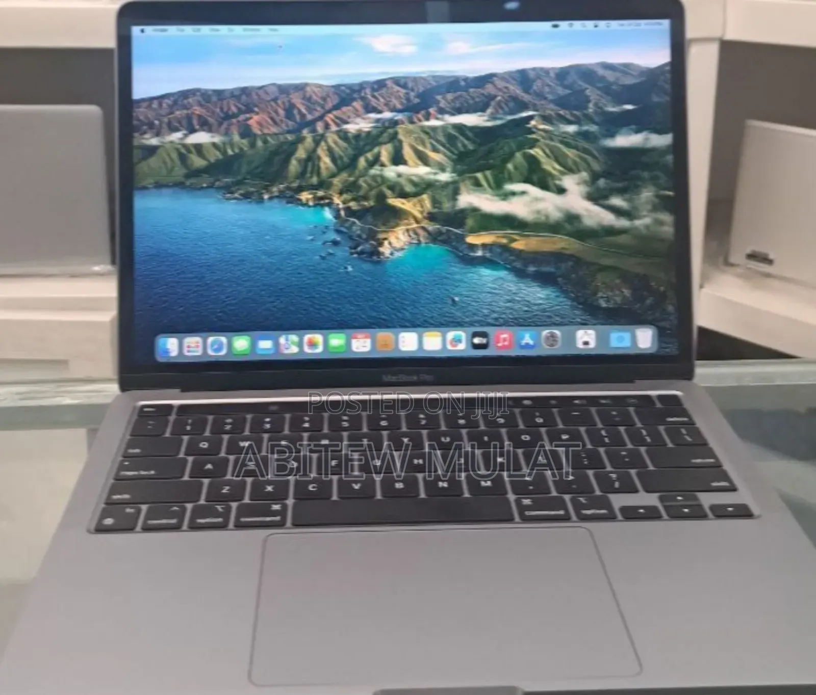 New Laptop Apple MacBook Pro 2019 8GB Intel Core I5 SSD 128GB