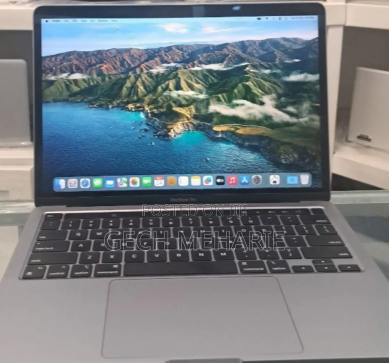 New Laptop Apple MacBook Pro 2019 8GB Intel Core I5 SSD 128GB