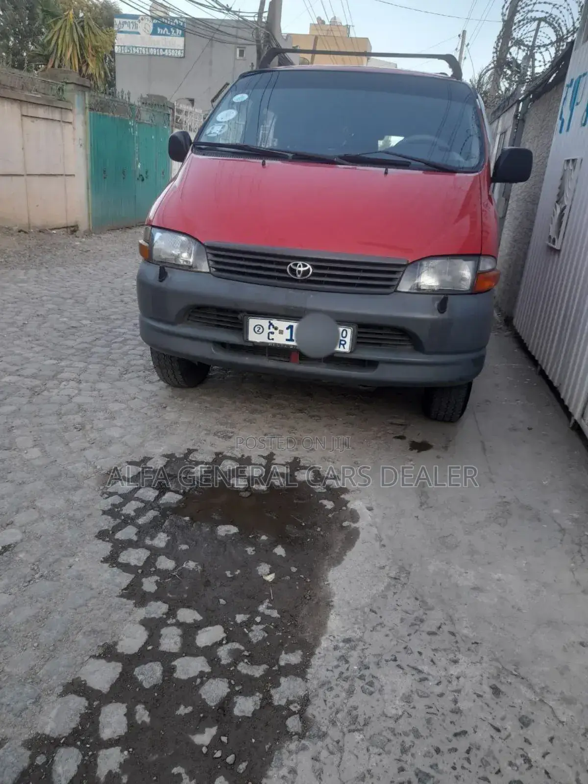 Toyota Grand HiAce 2006 Red