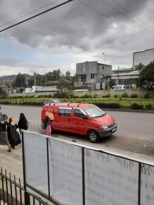 Toyota Grand HiAce 2006 Red