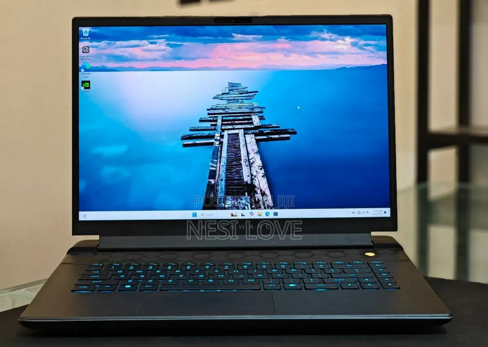 New Laptop Alienware M17x R2 32GB Intel Core I9 SSD 1T