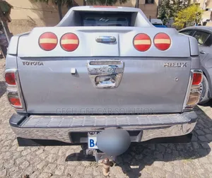 Toyota Hilux 2014 Silver