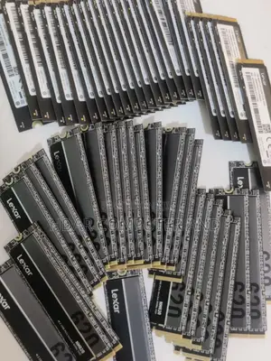 Lexar SSD ( Solid State Drive ) 1 Tb SSD M.2