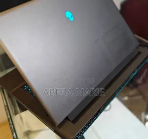New Laptop Alienware M17x R2 32GB Intel Core I9 SSD 1T