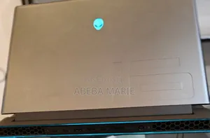 New Laptop Alienware M17x R2 32GB Intel Core I9 SSD 1T