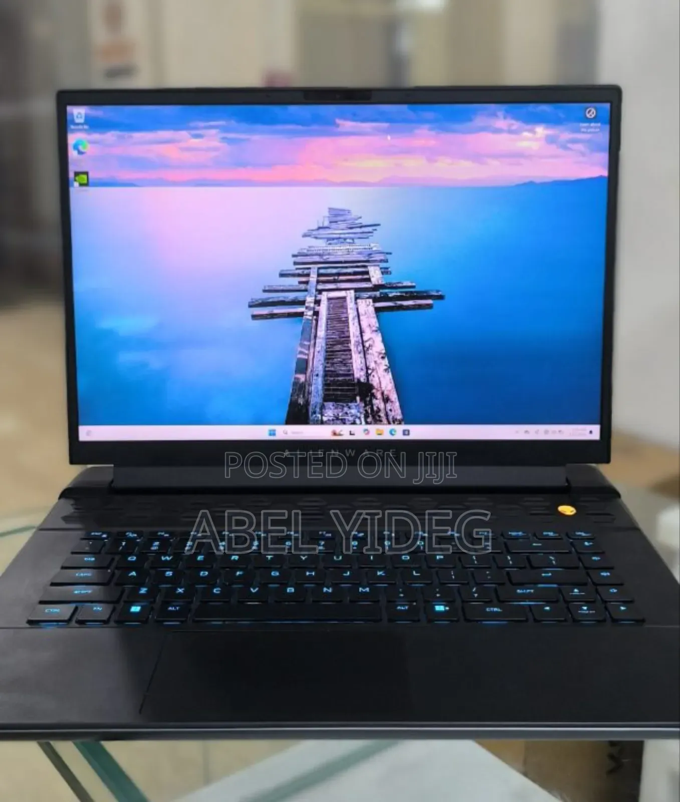 New Laptop Alienware M17x R2 32GB Intel Core I9 SSD 1T
