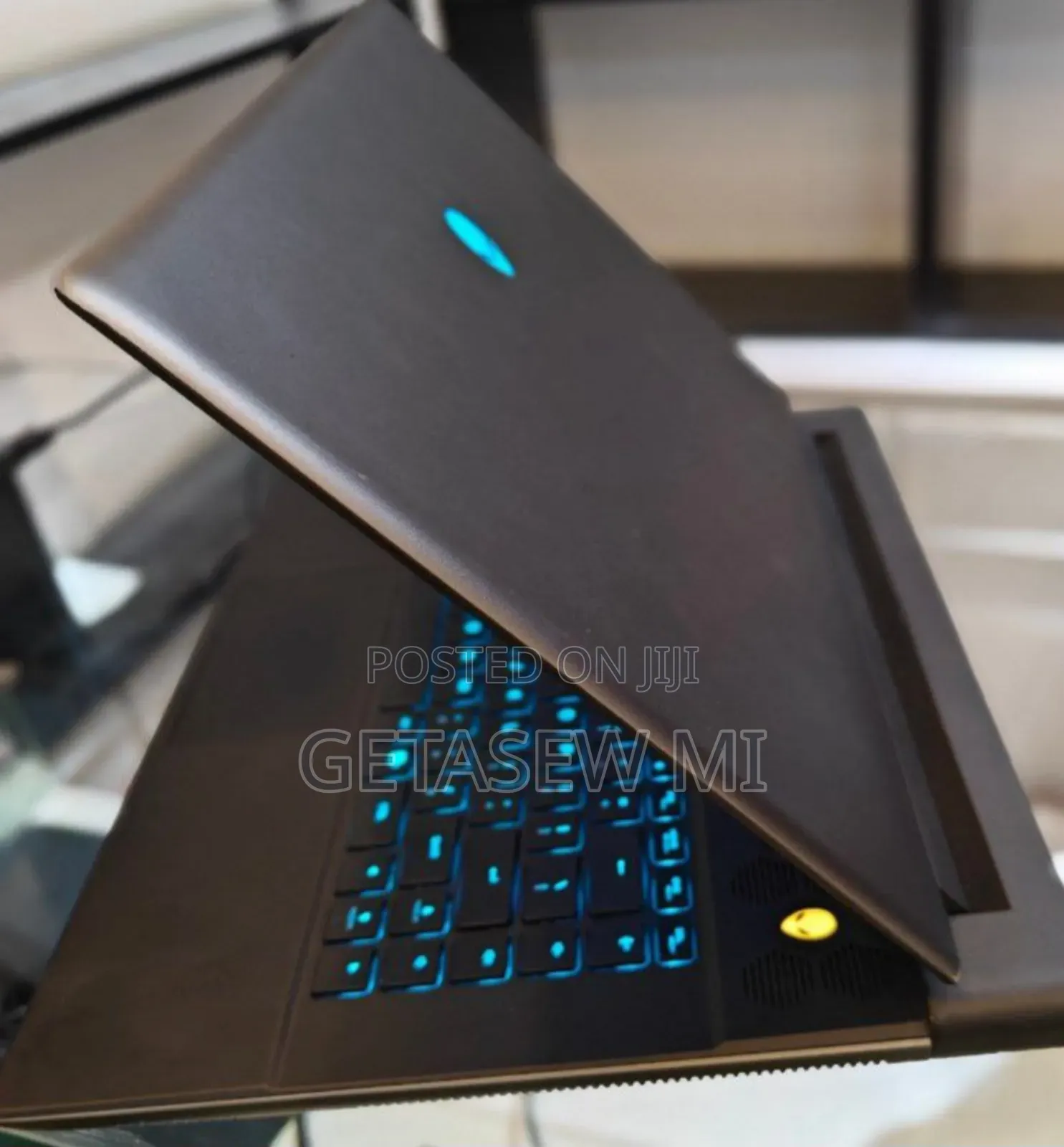 New Laptop Alienware M15 R3 32GB Intel Core I9 SSD 1T
