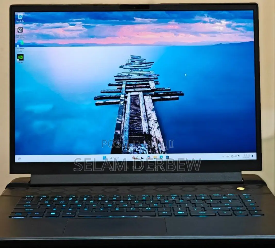 New Laptop Alienware M17x R2 32GB Intel Core I9 SSD 1T