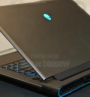New Laptop Alienware M17x R2 32GB Intel Core I9 SSD 1T