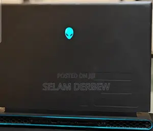 New Laptop Alienware M17x R2 32GB Intel Core I9 SSD 1T