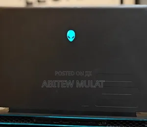 New Laptop Alienware M17x R2 32GB Intel Core I9 SSD 1T