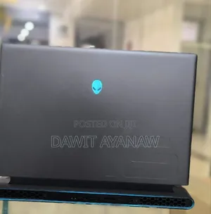 New Laptop Alienware M17x R2 32GB Intel Core I9 SSD 1T