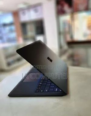 New Laptop Microsoft Surface Laptop 16GB Intel Core I7 SSD 512GB