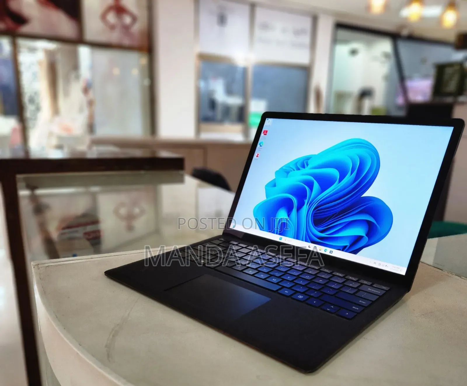 New Laptop Microsoft Surface 16GB Intel Core I7 SSD 512GB