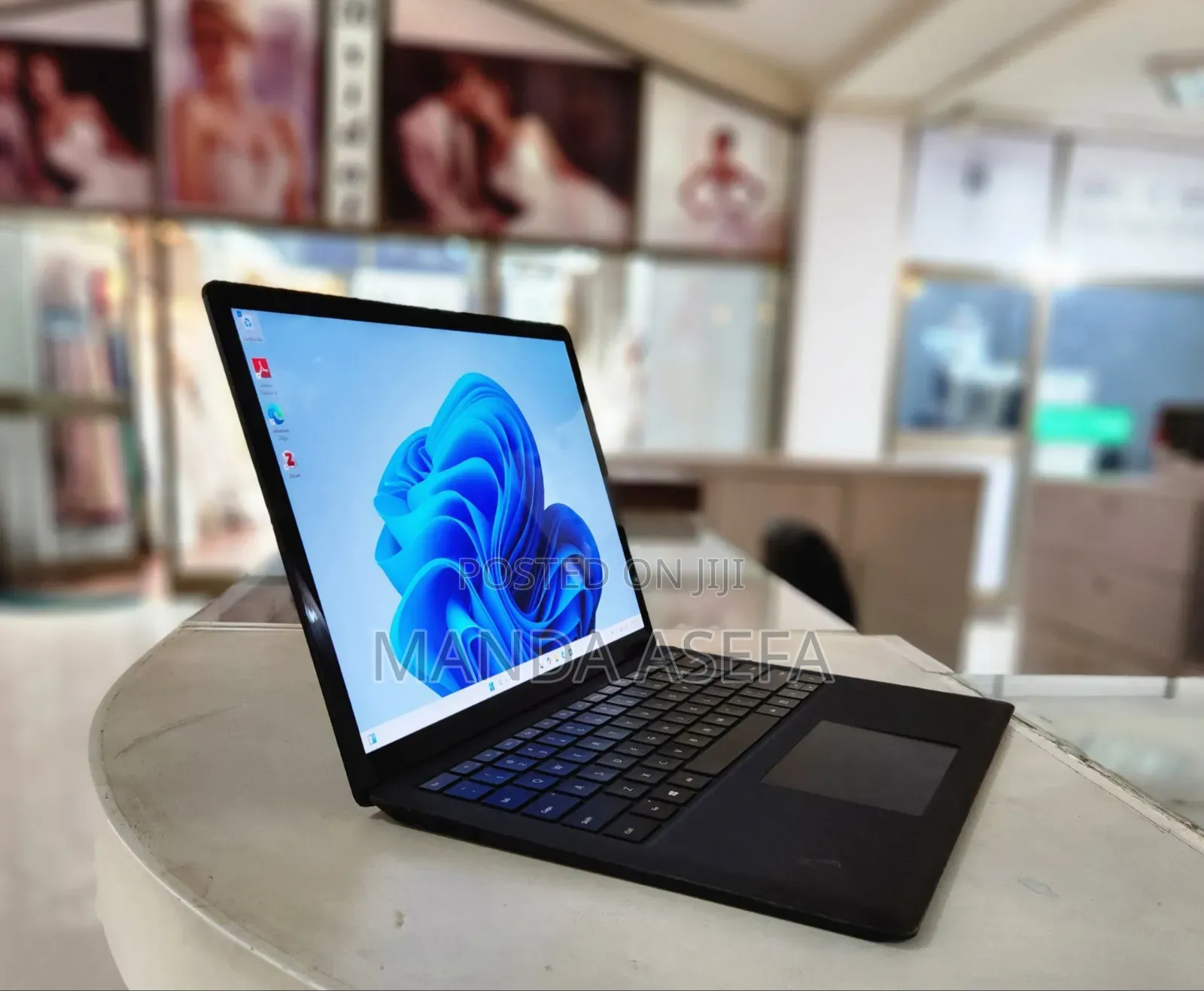 New Laptop Microsoft Surface 16GB Intel Core I7 SSD 512GB