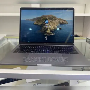 New Laptop Apple MacBook Pro 2019 16GB SSD 2T