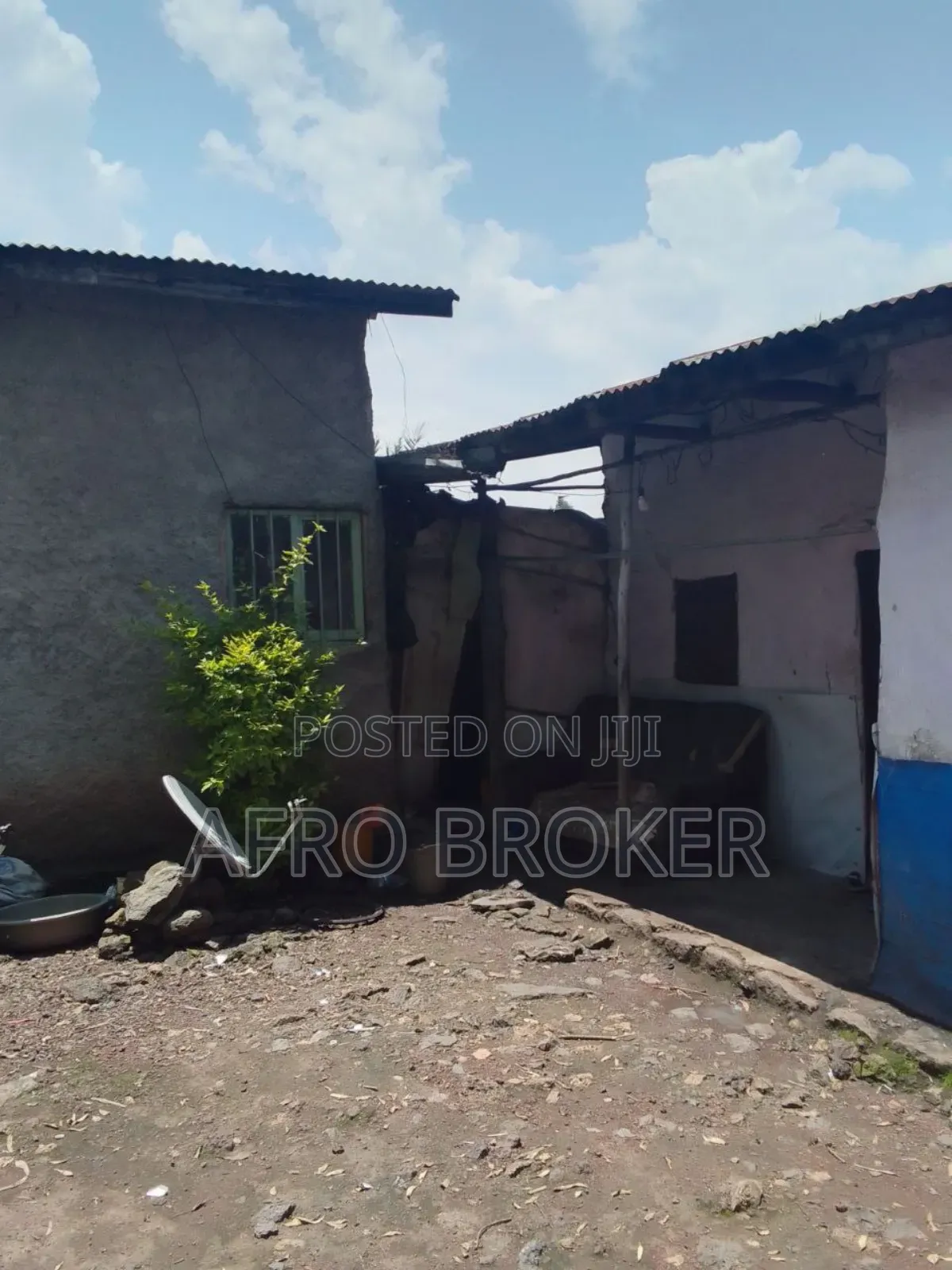 5bdrm House in 03, Akaky Kaliti for sale