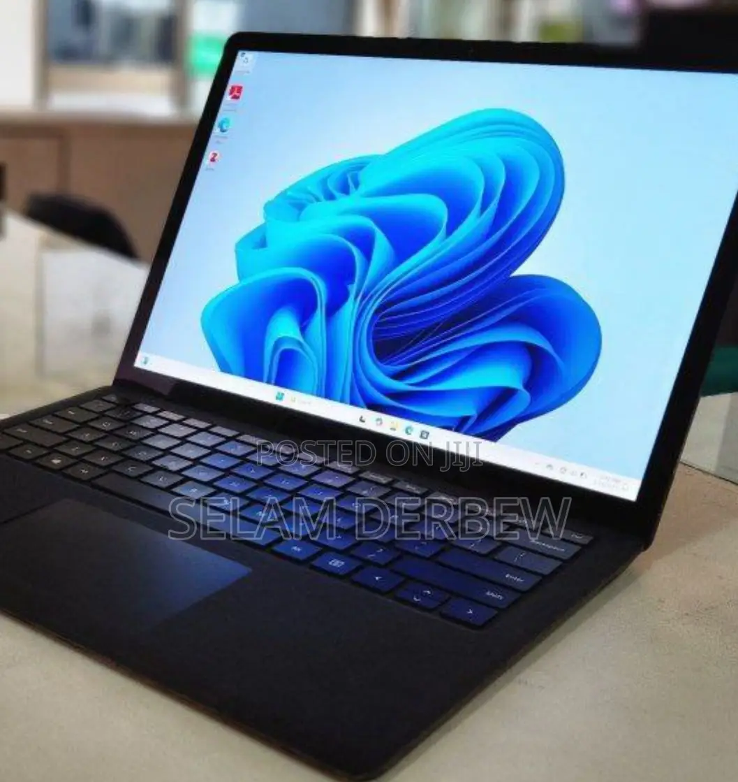 New Laptop Microsoft Surface 16GB Intel Core I7 SSD 512GB