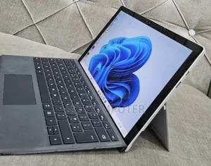 New Laptop Microsoft Surface 8GB Intel Core I7 SSD 256GB