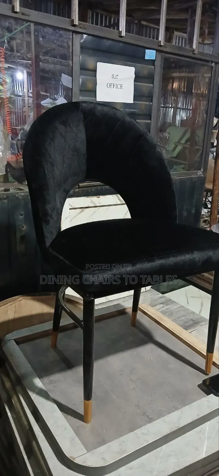 በጥራት የተሰሩ Dining Hotel Restaurant Chairs