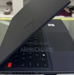 New Laptop Asus VivoBook 15 X505BA 16GB Intel Core I9 SSD 512GB