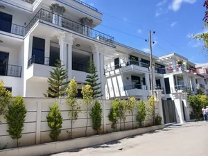 Furnished 9bdrm House in አአ, Bole for sale