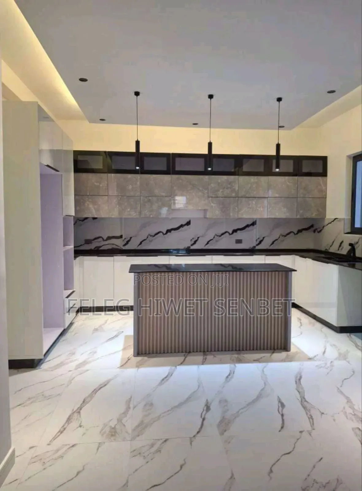 Furnished 9bdrm House in አአ, Bole for sale