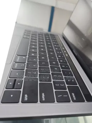 New Laptop Apple MacBook Pro 2019 6GB Intel Core I5 SSD 128GB